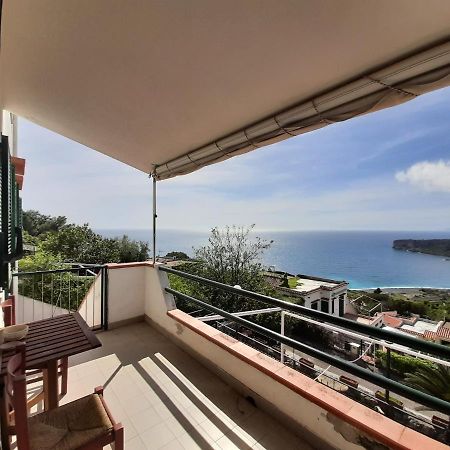 Arcomagno Guest House サン・ニコーラ・アルチェッラ エクステリア 写真